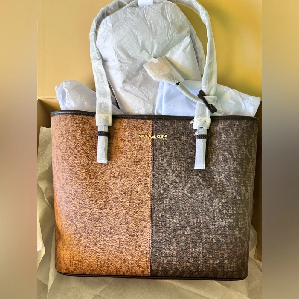 Michael Kors Jet Set Medium Two-Tone Signature Logo Tote Bag